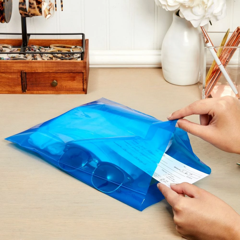 Blue Panda Party Bags And Boxes Blue Plastic Merchandise Bags With Handles For Retail, Party Favors (Medium, 100 Pack) 4 Blue Panda Party Bags And Boxes Blue Plastic Merchandise Bags With Handles For Retail, Party Favors (Medium, 100 Pack)