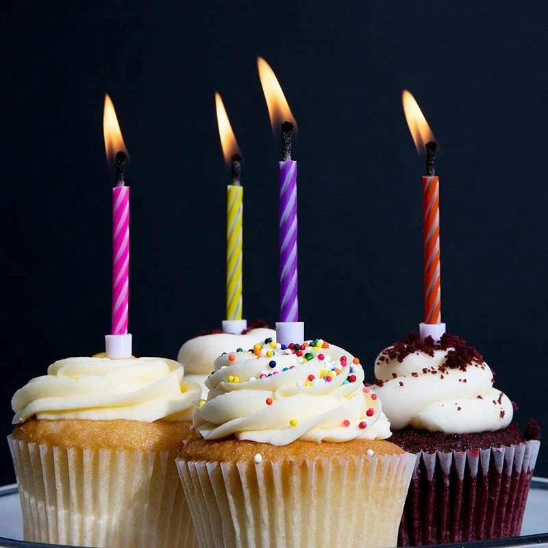 Blue Panda Magic Relighting Birthday Cake Candles With Holders (144 Pack) 6 Blue Panda Magic Relighting Birthday Cake Candles With Holders (144 Pack)